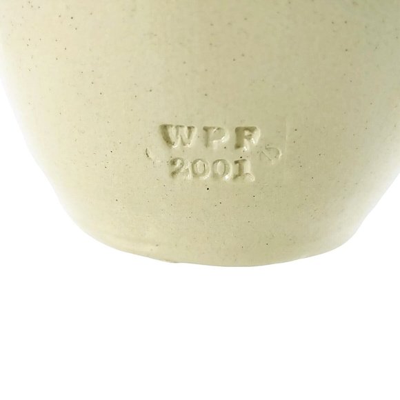 Pitcher Williamsburg Salt Glazed Pottery Blue Floral Blue Rimmed Lip WPF 2001 - Picture 4 of 9